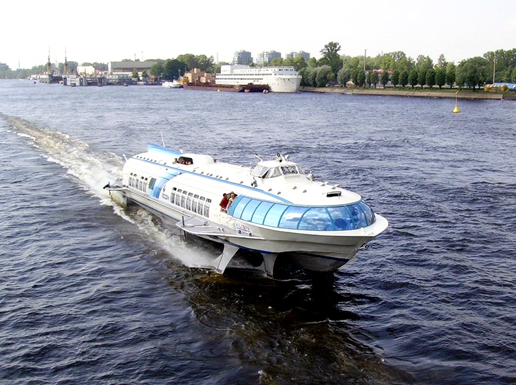 Новые маршруты аквабуса в Санкт-Петербурге